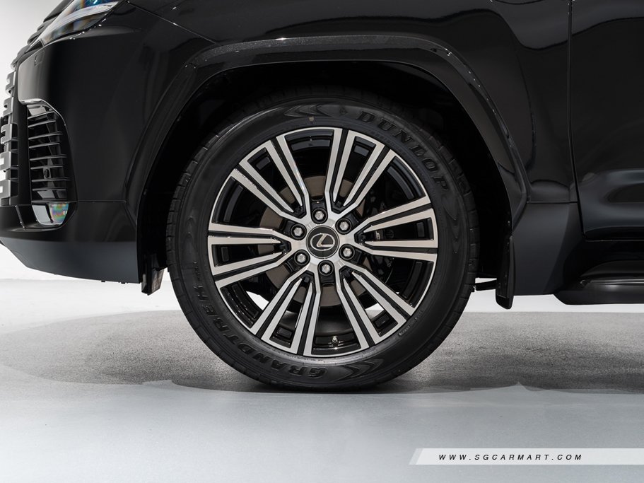 https://i.i-sgcm.com/new_cars/cars/21707/21707_g7