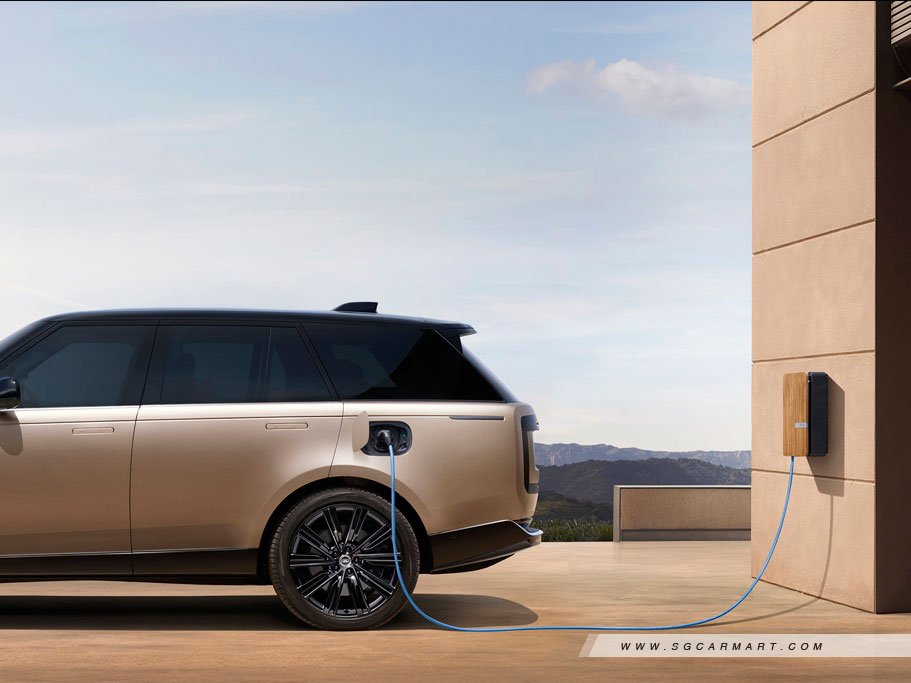 https://i.i-sgcm.com/new_cars/cars/21708/21708_g11