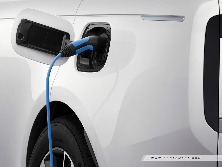 https://i.i-sgcm.com/new_cars/cars/21708/21708_g2