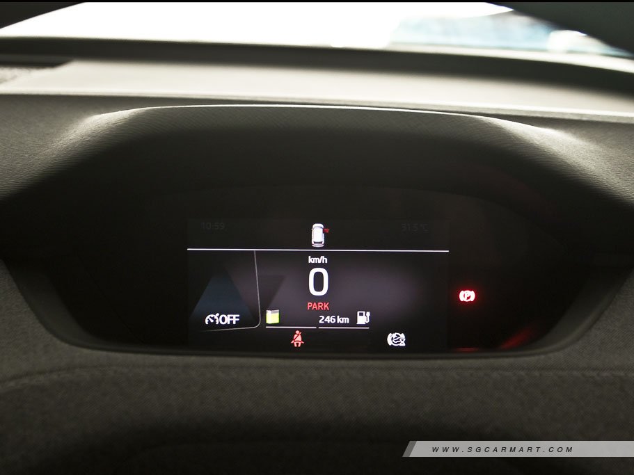 https://i.i-sgcm.com/new_cars/cars/21709/21709_g15