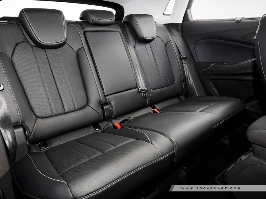 https://i.i-sgcm.com/new_cars/cars/21711/21711_g11