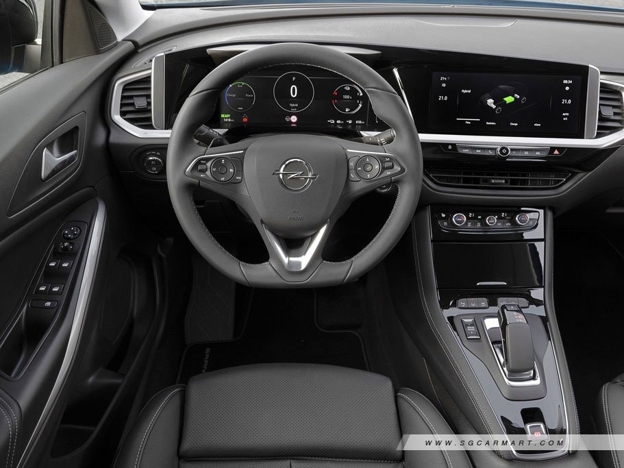 https://i.i-sgcm.com/new_cars/cars/21711/21711_g9