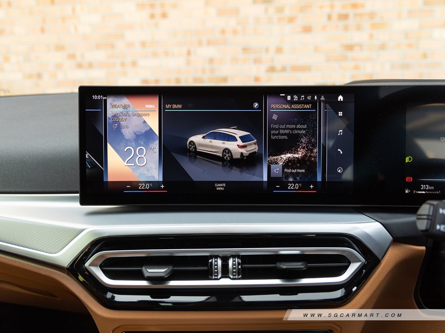 https://i.i-sgcm.com/new_cars/cars/21712/21712_g11