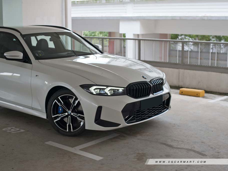 https://i.i-sgcm.com/new_cars/cars/21712/21712_g25