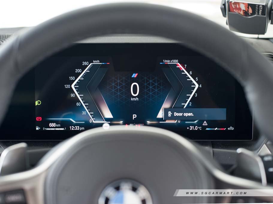 https://i.i-sgcm.com/new_cars/cars/21712/21712_g38