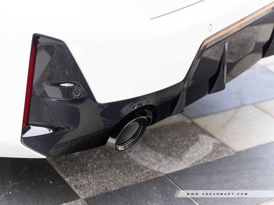 https://i.i-sgcm.com/new_cars/cars/21712/21712_g6
