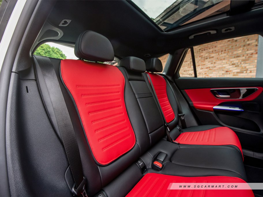 https://i.i-sgcm.com/new_cars/cars/21714/21714_g12