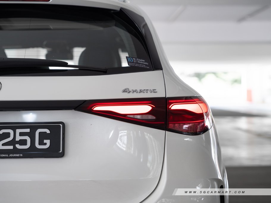 https://i.i-sgcm.com/new_cars/cars/21714/21714_g23