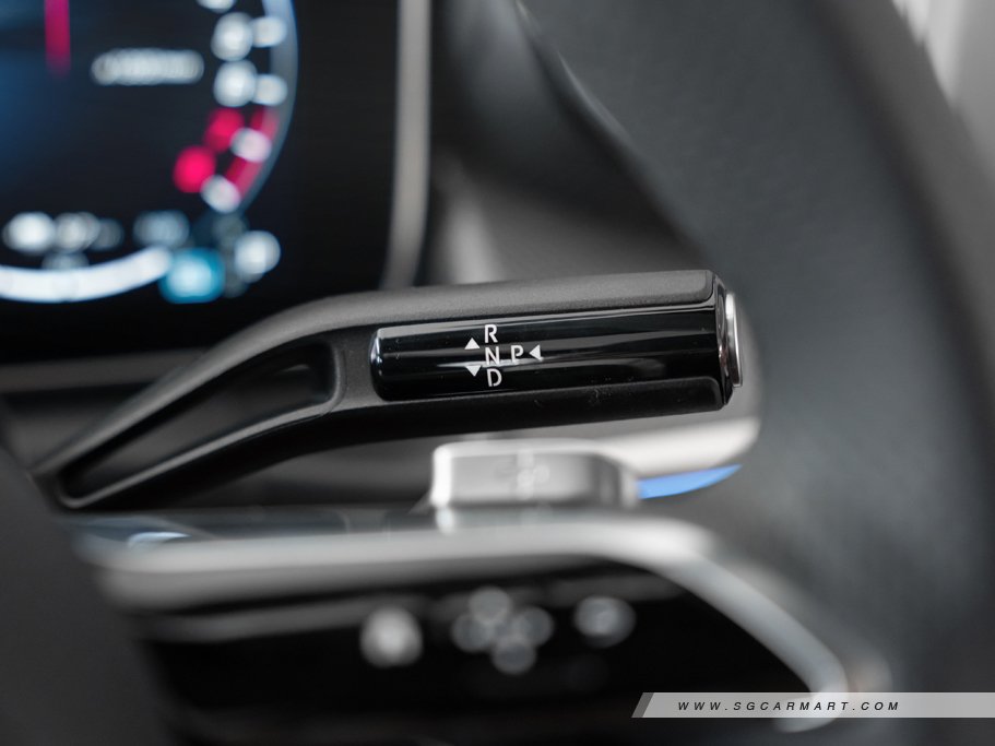 https://i.i-sgcm.com/new_cars/cars/21714/21714_g28