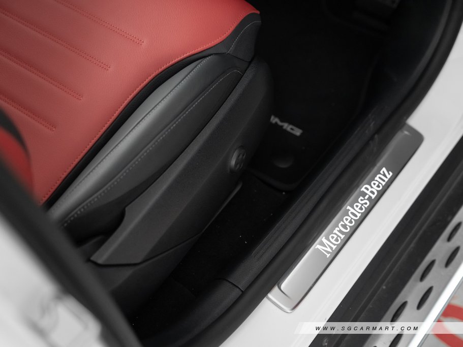 https://i.i-sgcm.com/new_cars/cars/21714/21714_g34