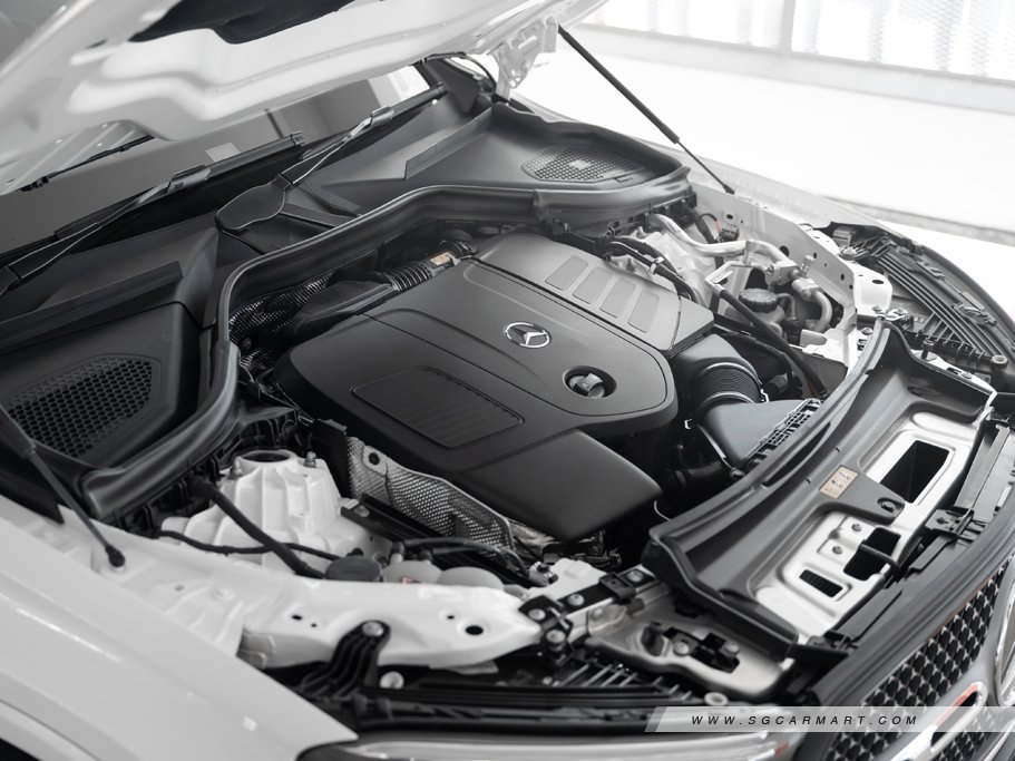 https://i.i-sgcm.com/new_cars/cars/21714/21714_g46