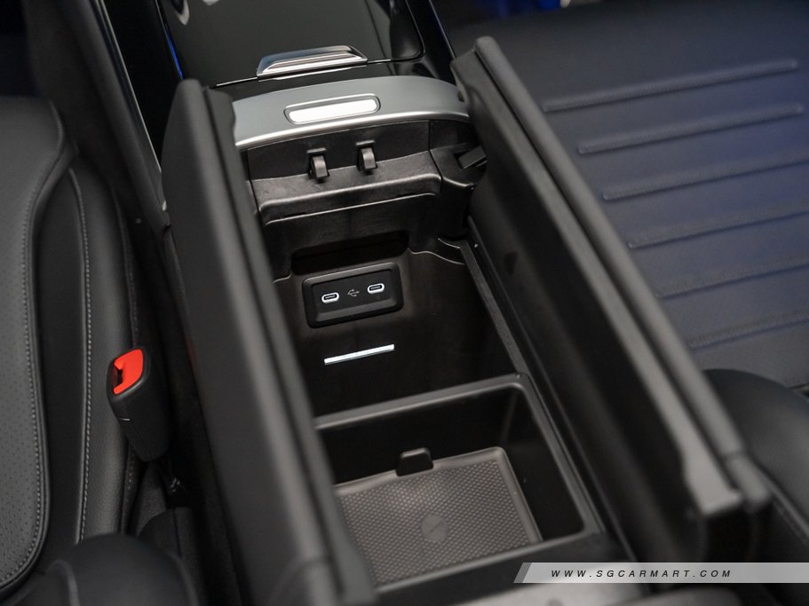 https://i.i-sgcm.com/new_cars/cars/21716/21716_g15