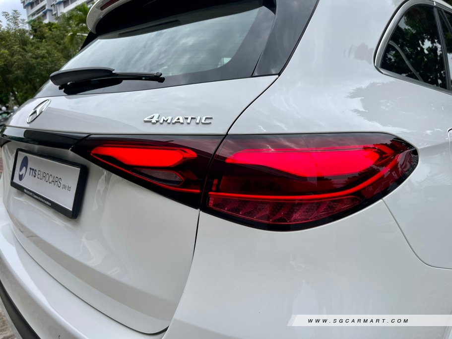 https://i.i-sgcm.com/new_cars/cars/21716/21716_g31
