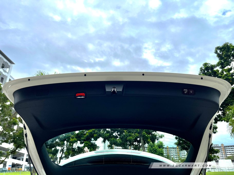 https://i.i-sgcm.com/new_cars/cars/21716/21716_g43