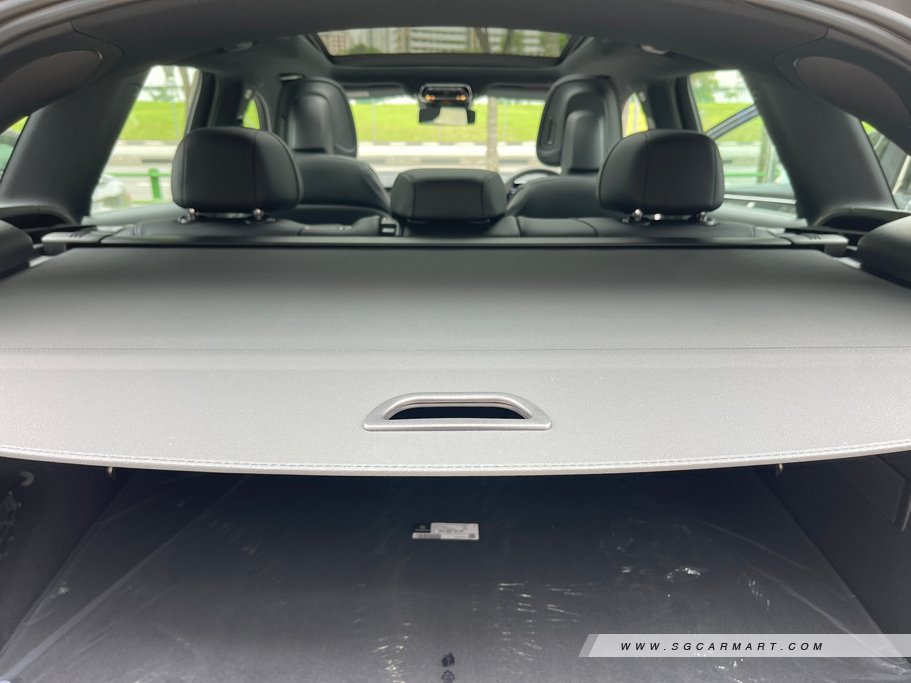 https://i.i-sgcm.com/new_cars/cars/21716/21716_g44