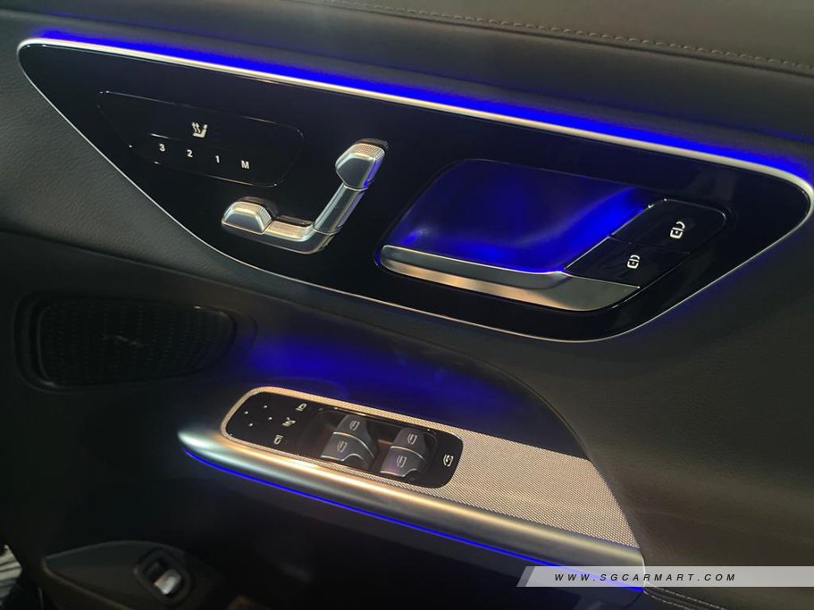https://i.i-sgcm.com/new_cars/cars/21716/21716_g61