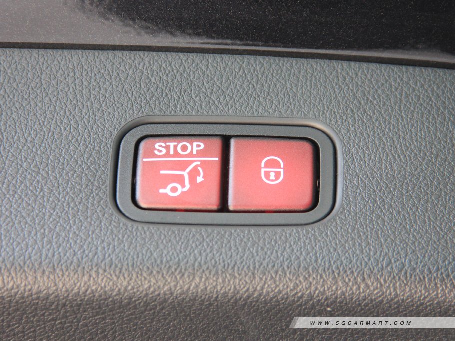 https://i.i-sgcm.com/new_cars/cars/21716/21716_g68