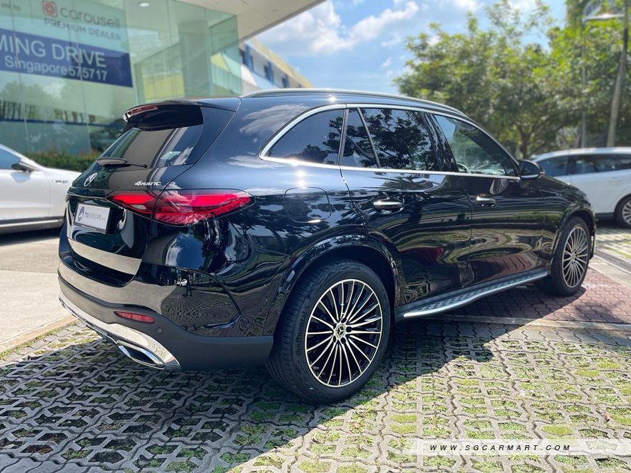 https://i.i-sgcm.com/new_cars/cars/21716/21716_g74