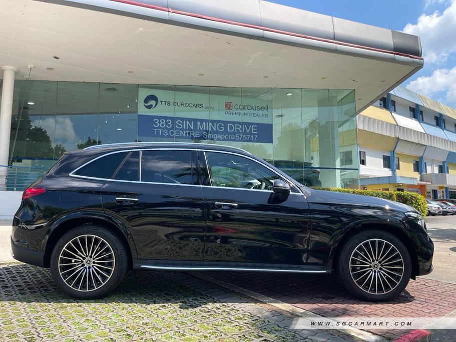 https://i.i-sgcm.com/new_cars/cars/21716/21716_g76