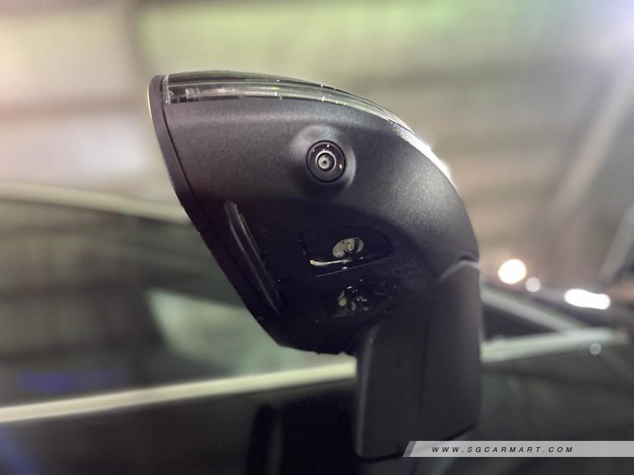 https://i.i-sgcm.com/new_cars/cars/21716/21716_g79
