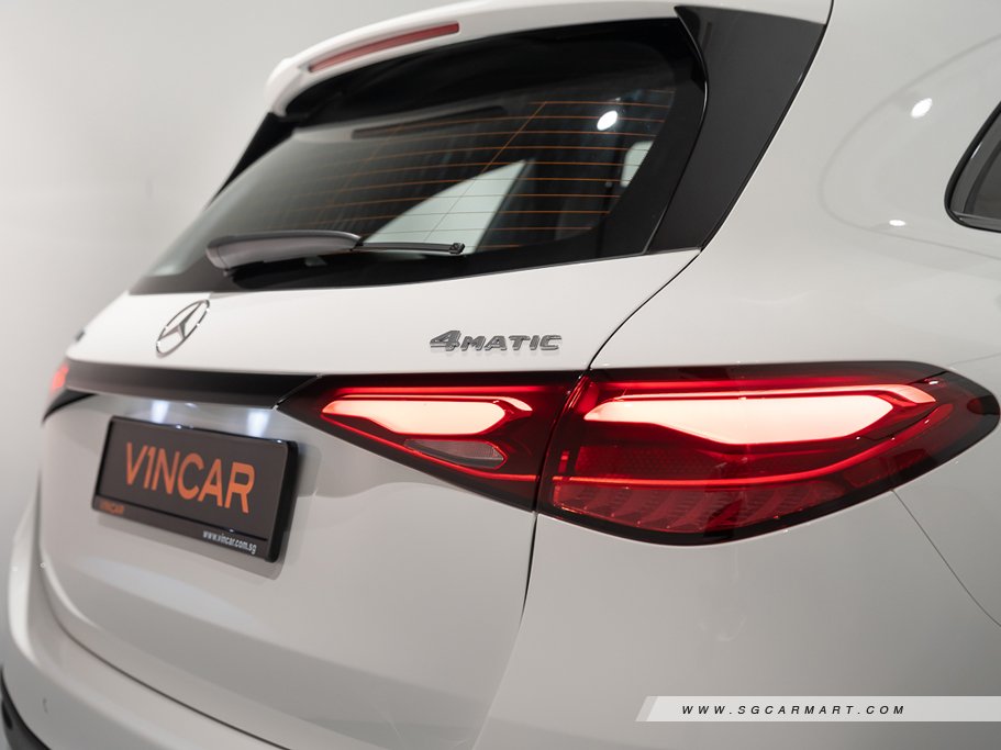 https://i.i-sgcm.com/new_cars/cars/21716/21716_g8