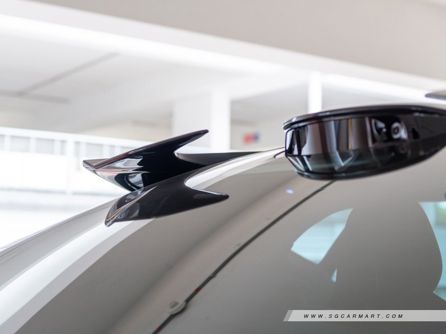 https://i.i-sgcm.com/new_cars/cars/21720/21720_g27