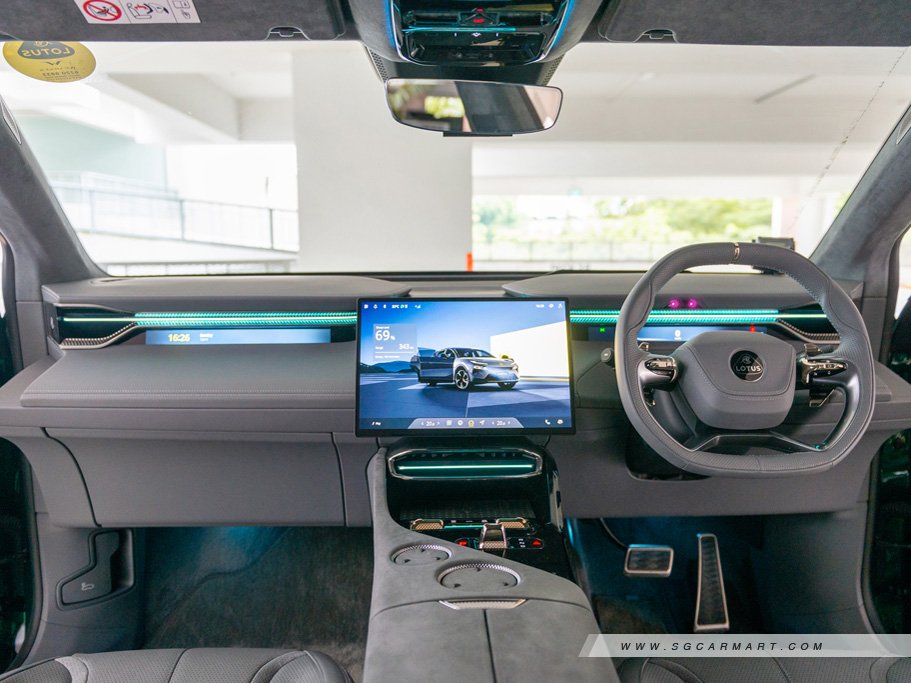 https://i.i-sgcm.com/new_cars/cars/21720/21720_g32