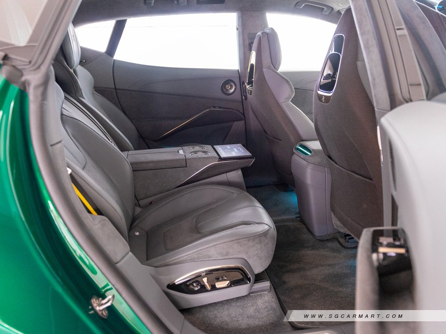 https://i.i-sgcm.com/new_cars/cars/21720/21720_g46