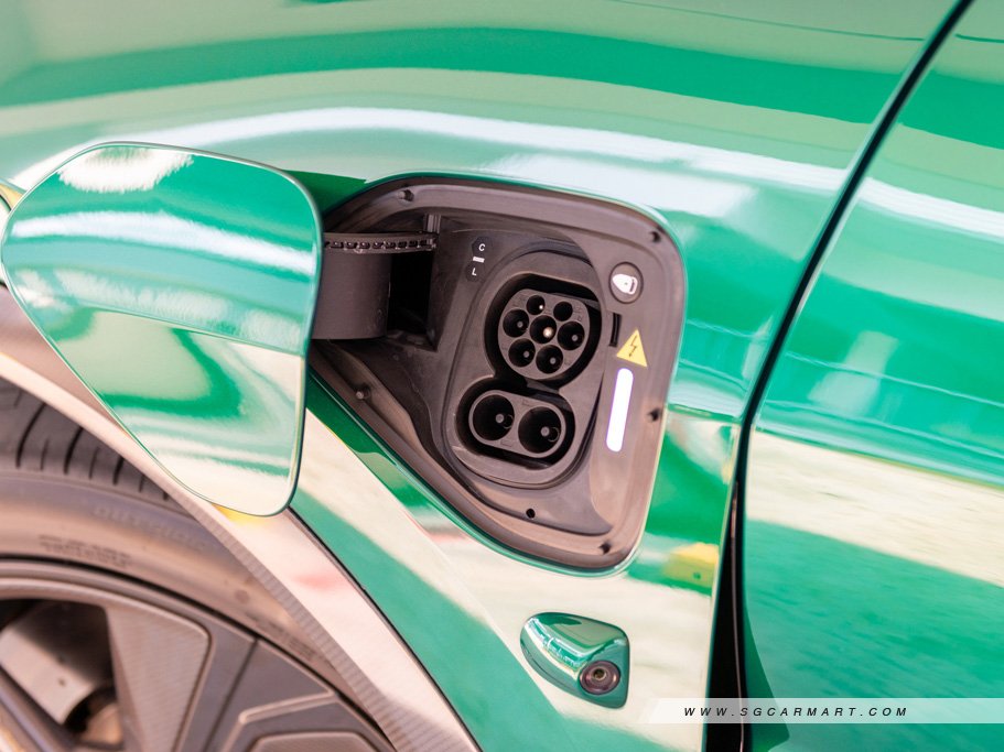 https://i.i-sgcm.com/new_cars/cars/21720/21720_g49