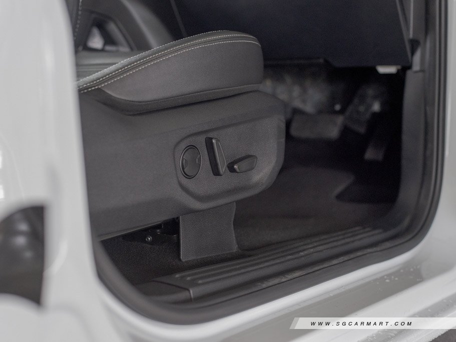 https://i.i-sgcm.com/new_cars/cars/21721/21721_g27