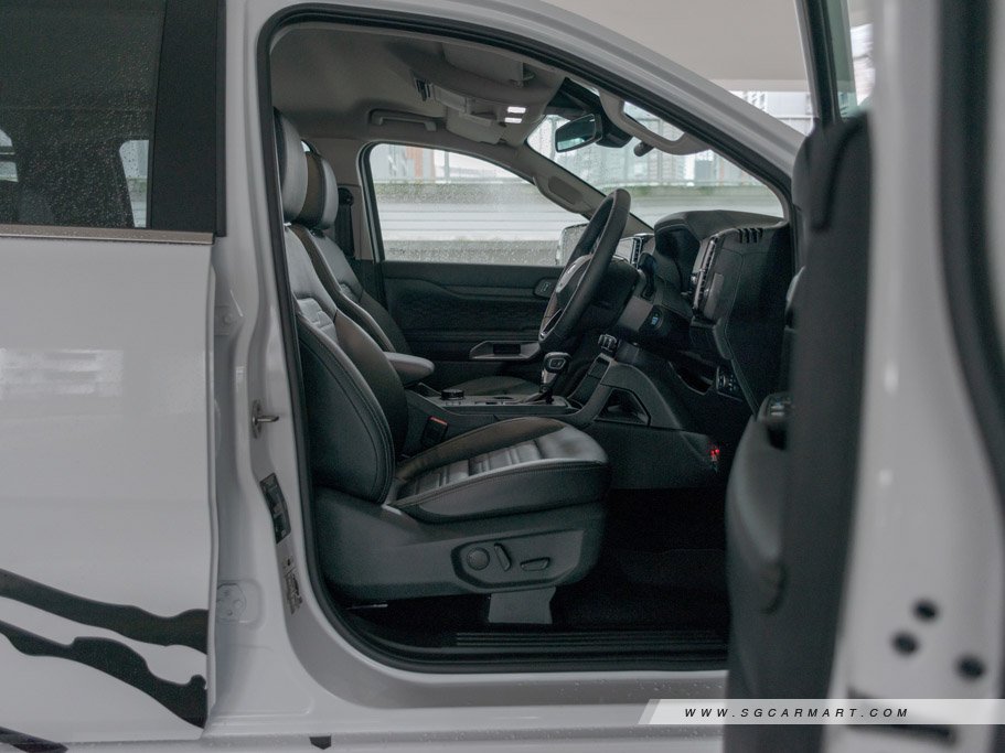 https://i.i-sgcm.com/new_cars/cars/21721/21721_g35