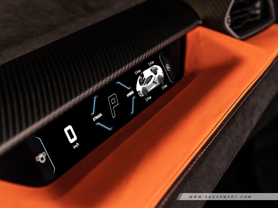 https://i.i-sgcm.com/new_cars/cars/21724/21724_g12