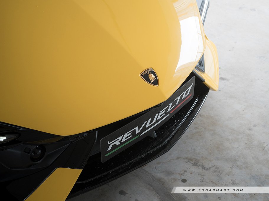https://i.i-sgcm.com/new_cars/cars/21724/21724_g19