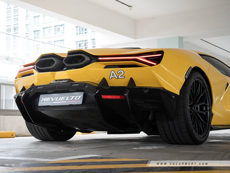 https://i.i-sgcm.com/new_cars/cars/21724/21724_g20