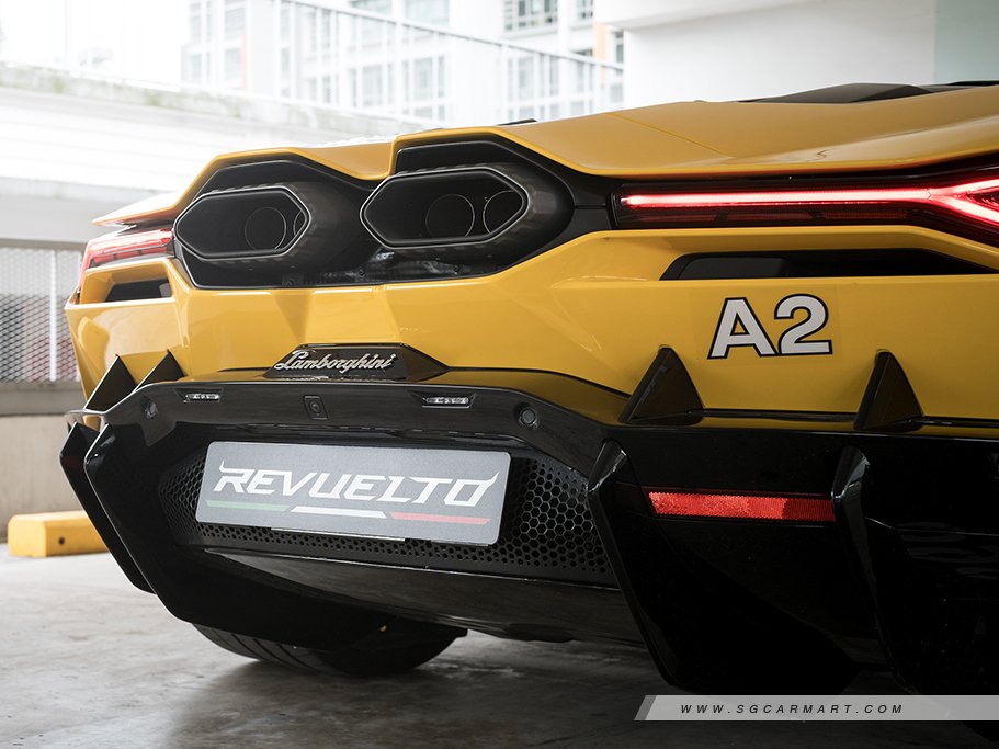 https://i.i-sgcm.com/new_cars/cars/21724/21724_g21