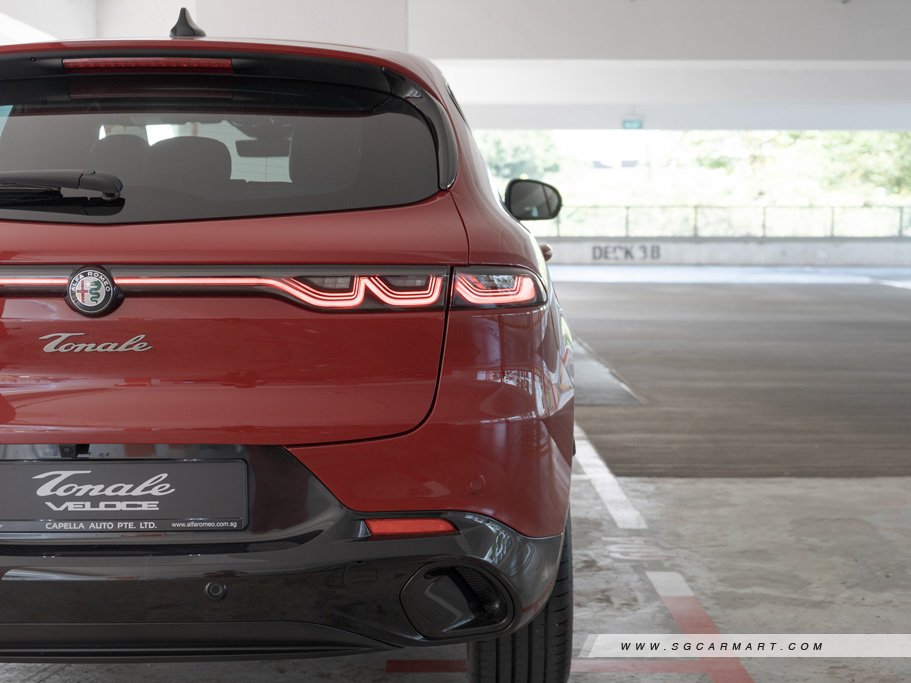 https://i.i-sgcm.com/new_cars/cars/21731/21731_g24