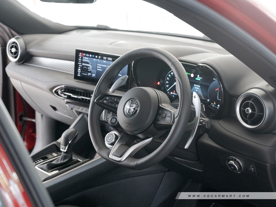 https://i.i-sgcm.com/new_cars/cars/21731/21731_g27