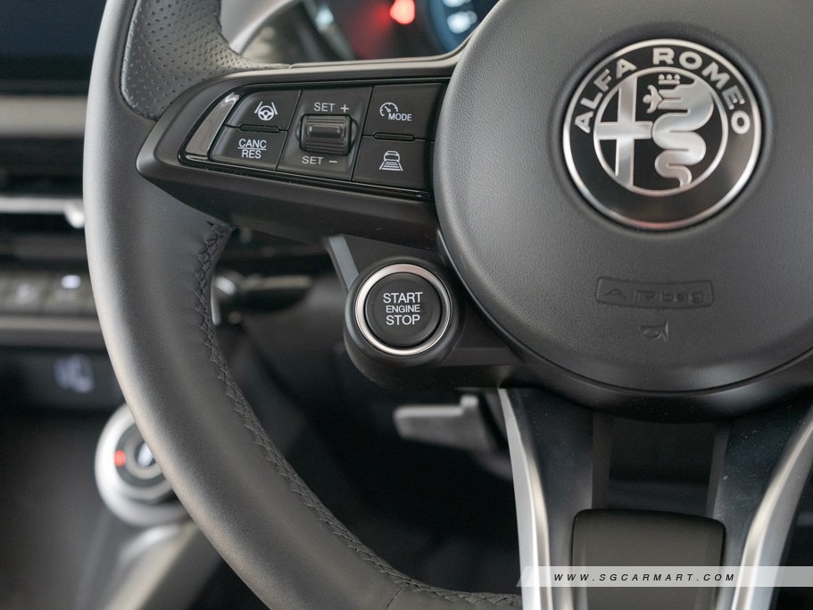 https://i.i-sgcm.com/new_cars/cars/21731/21731_g30