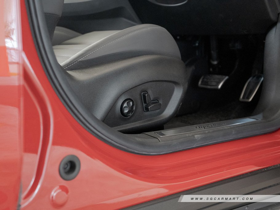 https://i.i-sgcm.com/new_cars/cars/21731/21731_g31