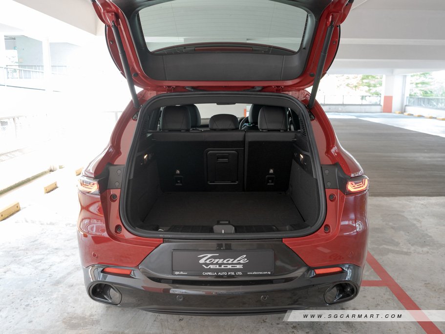 https://i.i-sgcm.com/new_cars/cars/21731/21731_g42
