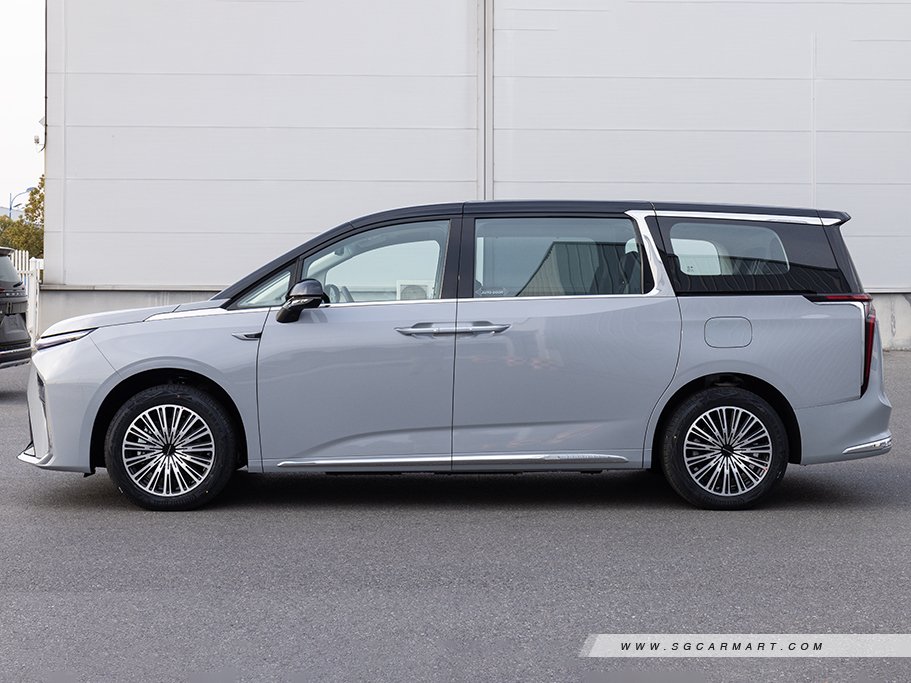 https://i.i-sgcm.com/new_cars/cars/21733/21733_g38