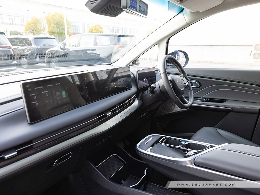 https://i.i-sgcm.com/new_cars/cars/21733/21733_g45