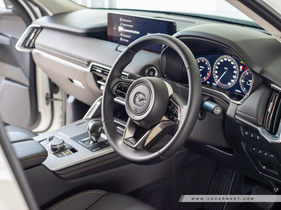 https://i.i-sgcm.com/new_cars/cars/21735/21735_g10