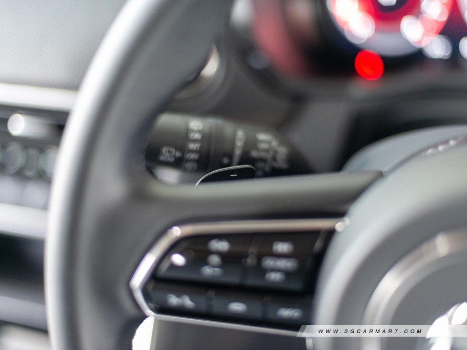 https://i.i-sgcm.com/new_cars/cars/21735/21735_g12