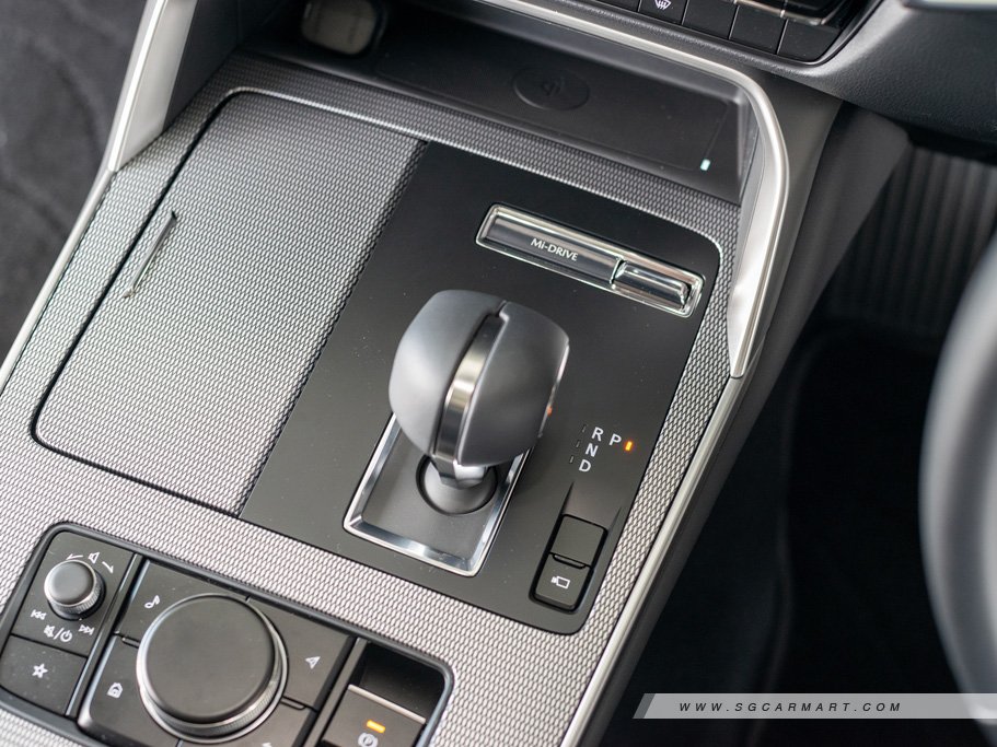 https://i.i-sgcm.com/new_cars/cars/21735/21735_g20