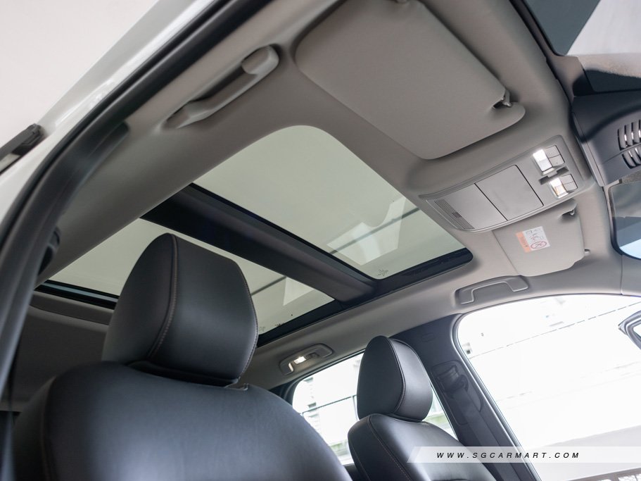 https://i.i-sgcm.com/new_cars/cars/21735/21735_g24