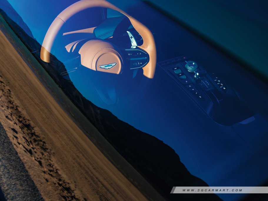https://i.i-sgcm.com/new_cars/cars/21736/21736_g10