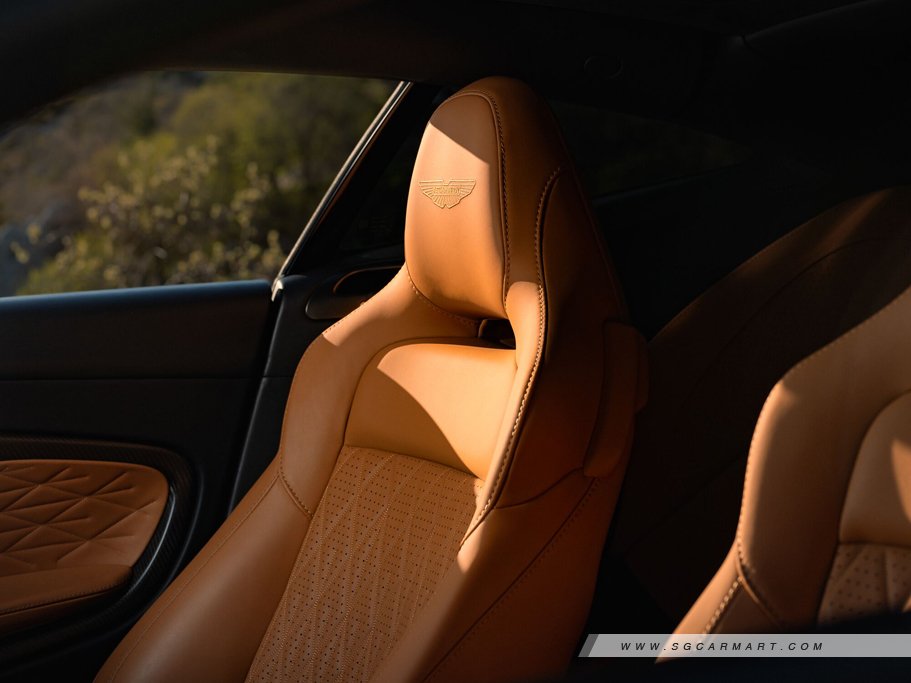 https://i.i-sgcm.com/new_cars/cars/21736/21736_g23