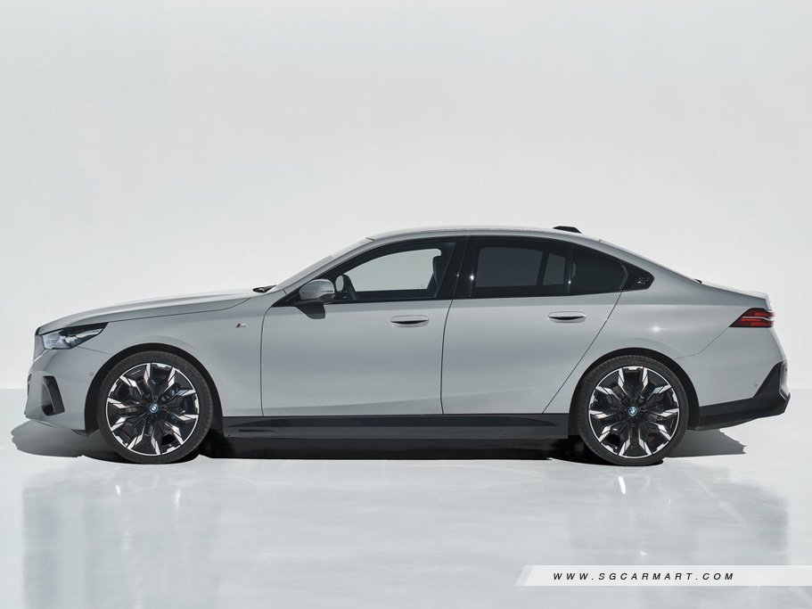 https://i.i-sgcm.com/new_cars/cars/21740/21740_g2