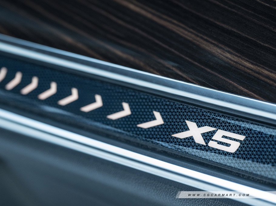 https://i.i-sgcm.com/new_cars/cars/21745/21745_g10